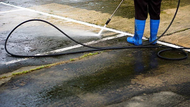 Professional Driveway Deep Cleaning